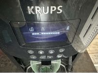 KRUPS кафеавтомат EA81* перфектна