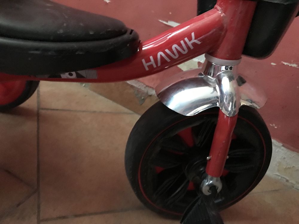 2 броя Метални триколки Hawk