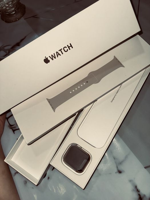 Смарт-часы Apple Watch