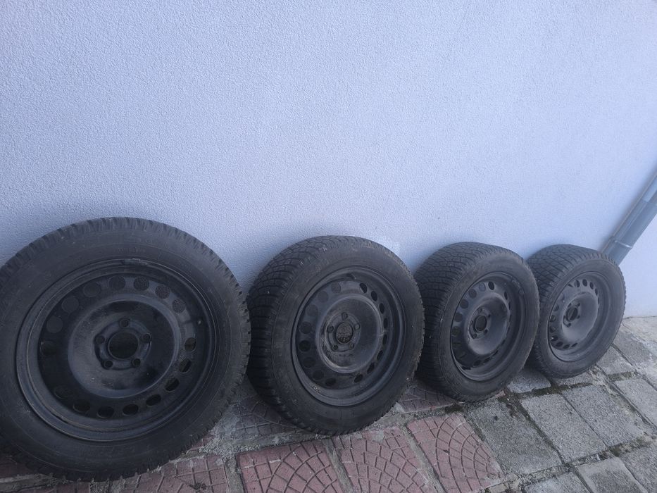 Гуми с джанти 4бр 215/55/16
