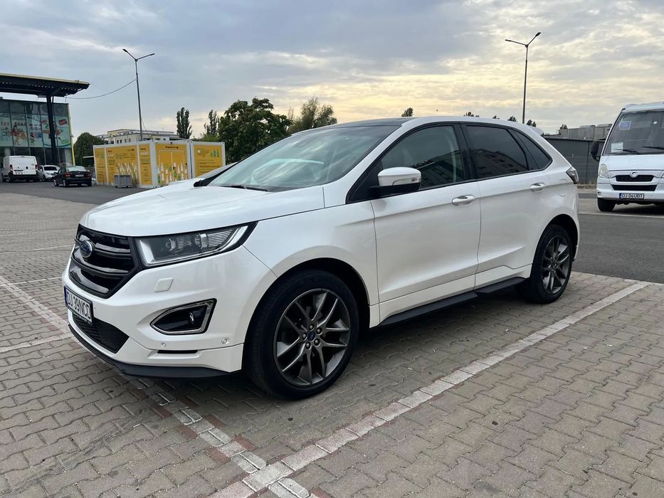 Ford Edge Ford Edge- Cumparata de nou-istoric complet