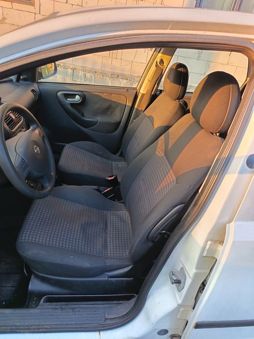Vand Opel Corsa în stare bună
