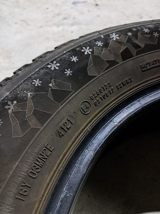 2 anvelope iarnă 215 65 r16 Semperit