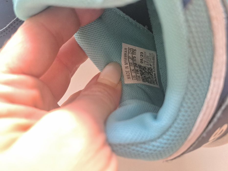 Маратонки Adidas 28 и 29 номер