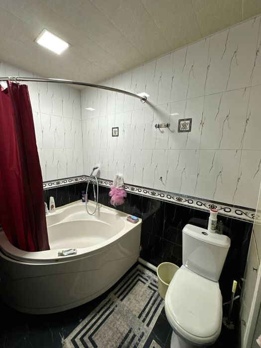 Срочно Продаётся 2/2/5 Авиасозлар 4, балкон 2на6