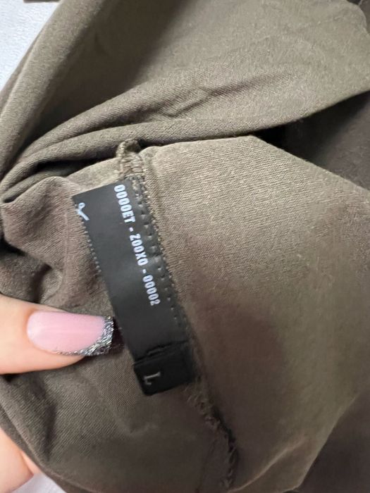 tricou prada maro