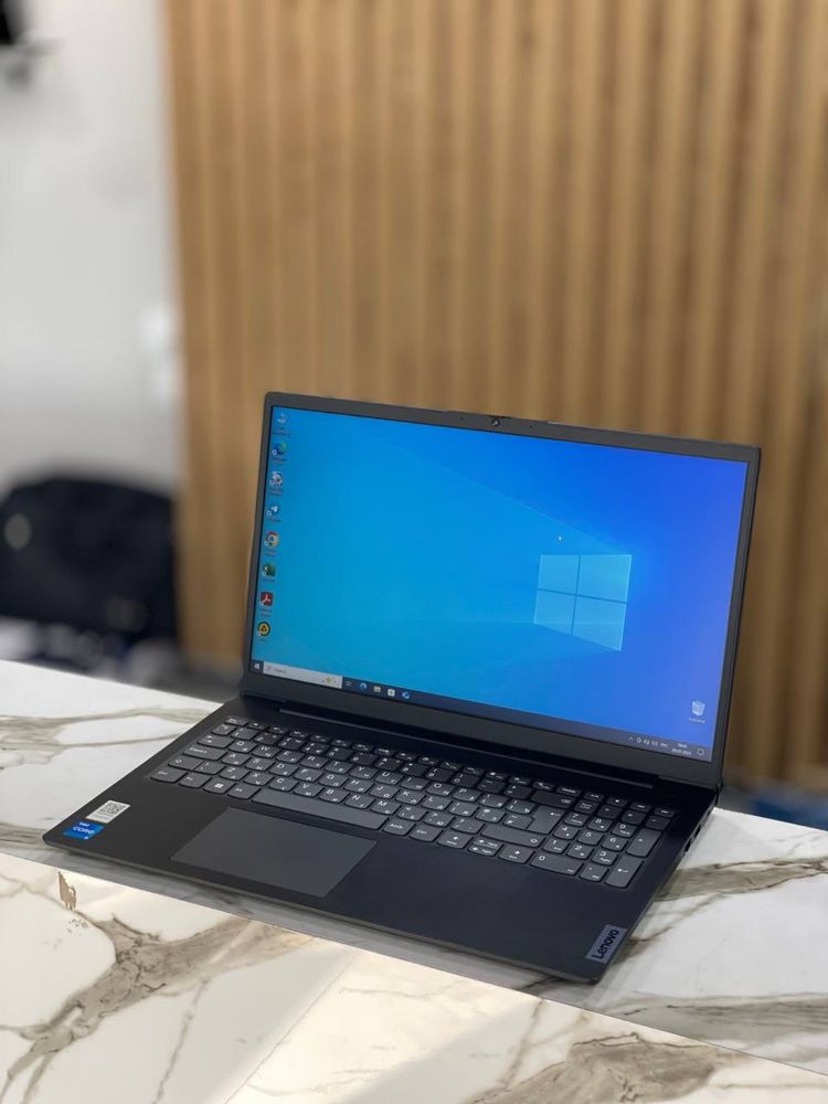 Lenovo noutbuk.