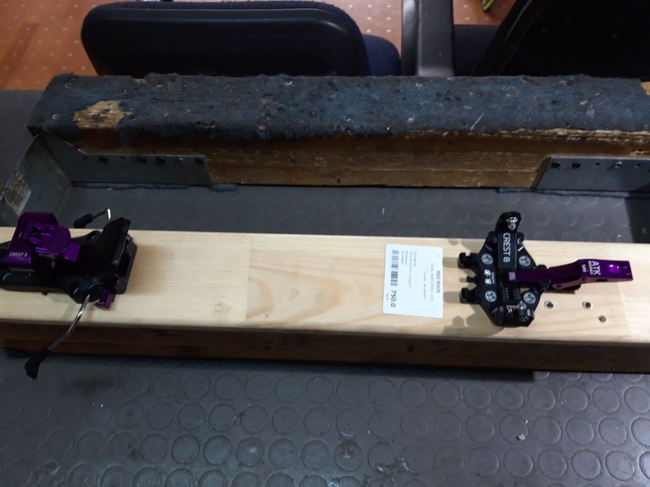 Нови точкови автомати на фирма ATK модел Crest  8 и 10 - 650 лв.