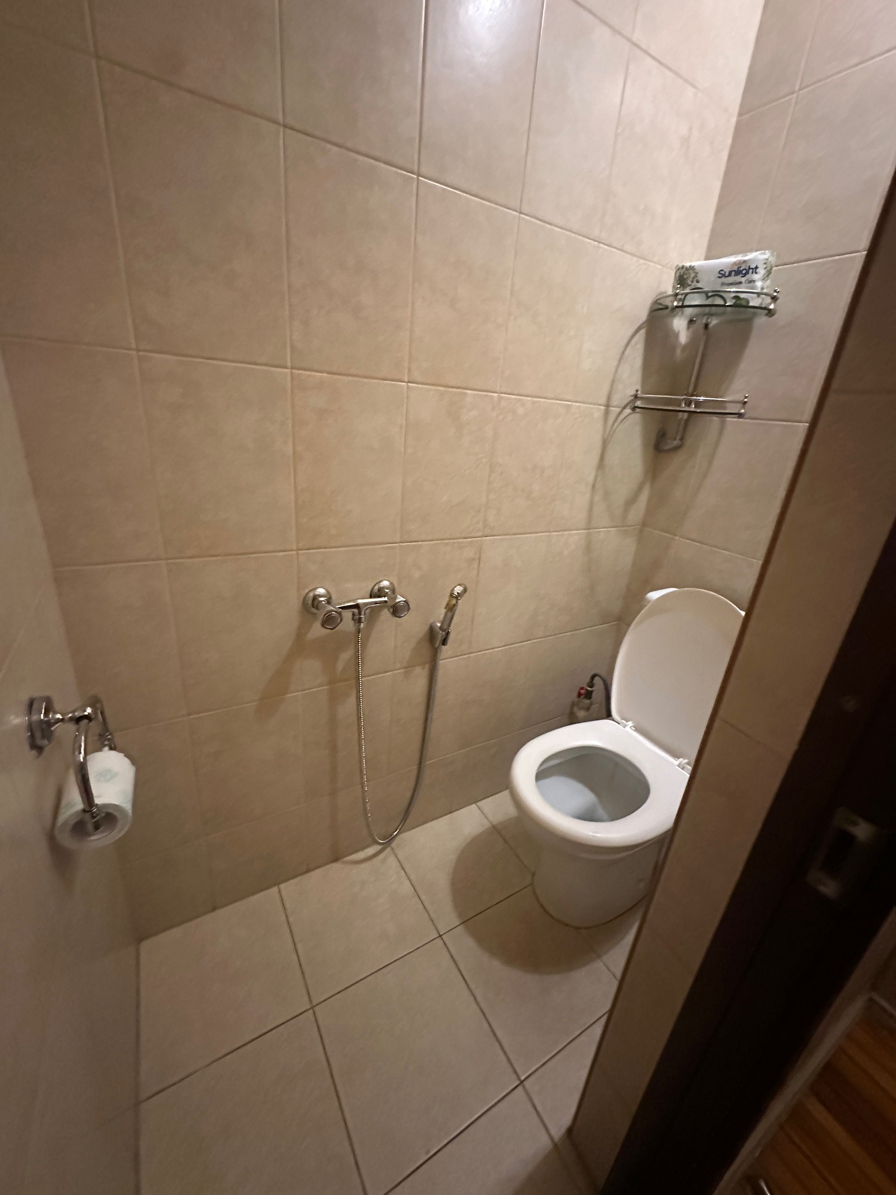 2x комнатная квартира на айбеке