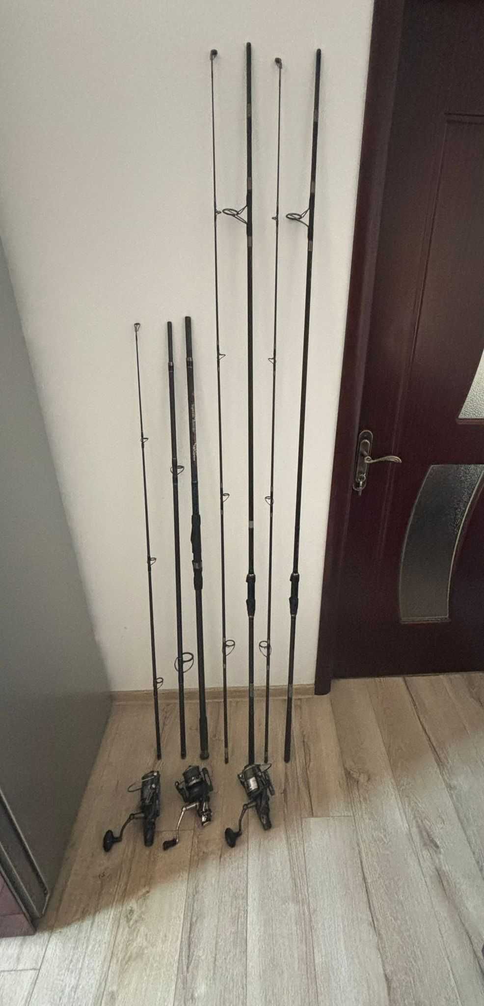 Vand SET DE 3 Lansete+3 Mulinete+husa de transport  stare buna!