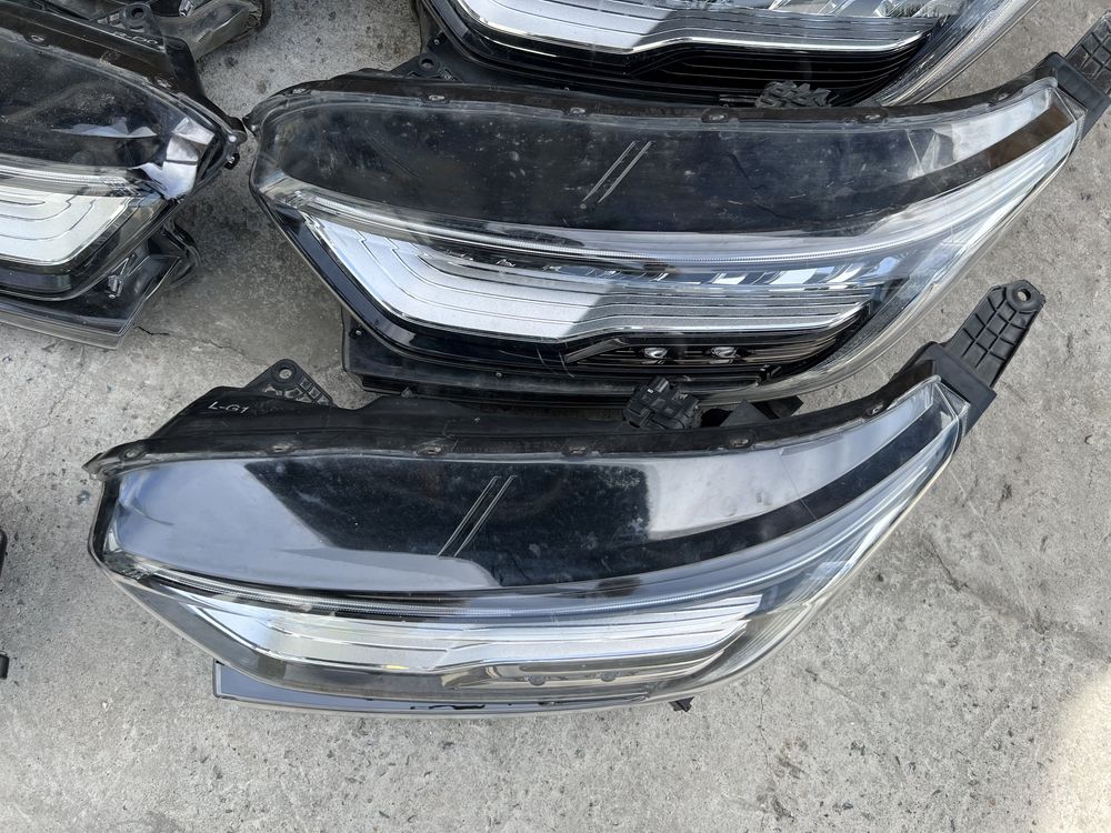 SET far stanga dreapta Honda CR-V Facelift Full LED 2019-2023 Original