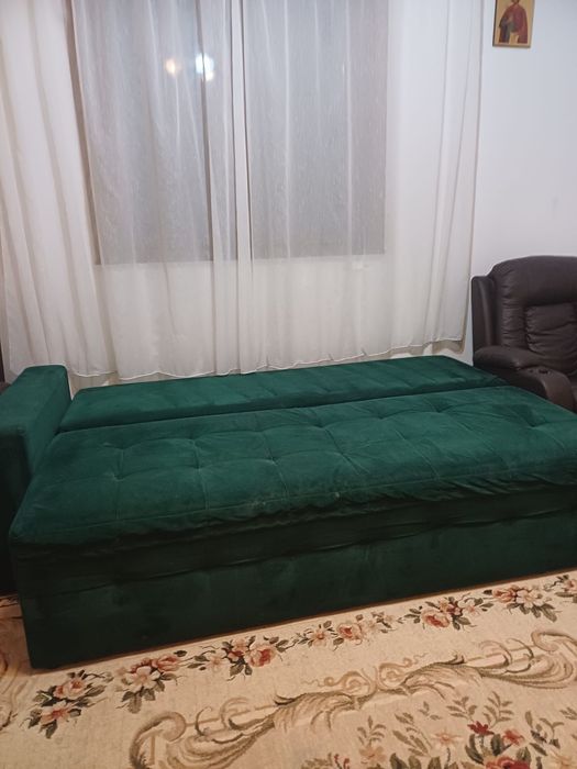 Vând canapea extensibila