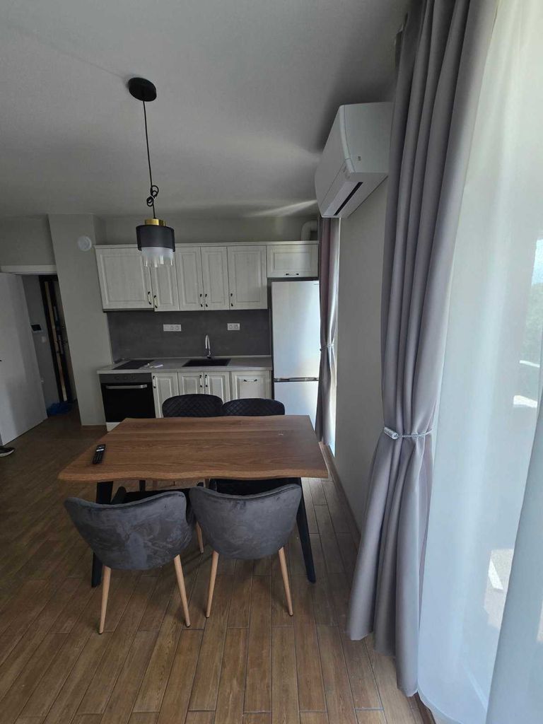 Дава се под наем Двустаен апартамент в Пловдив, Остромила - 67 кв.м за 459 € - Снимка #13
