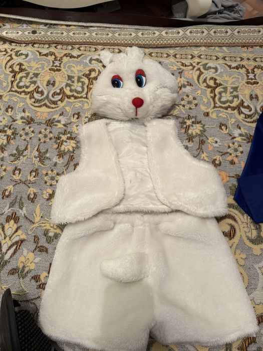 Санта клаус, кролик кастюмы