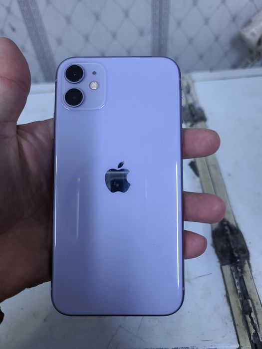 Iphone 11  64 GB