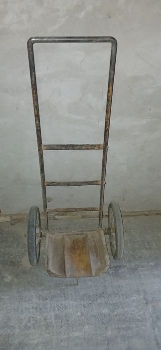 Таёр Тележка юриди