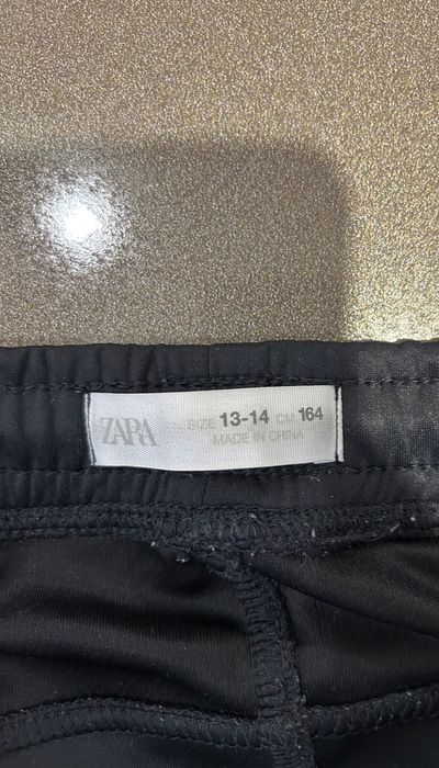 ОРИГИНАЛЕН Чисто Нов мъжки екип на ZARA