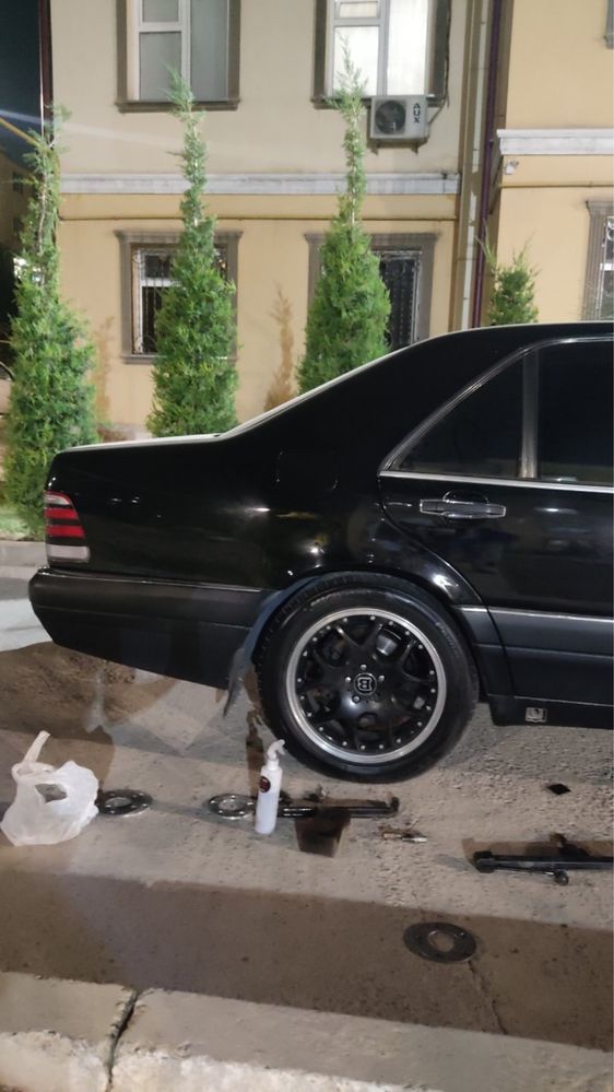 R18 Brabus diska sotiladi