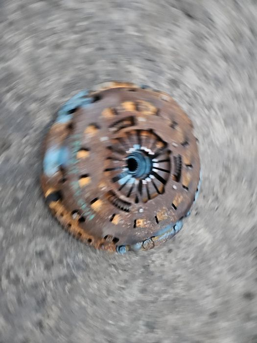 Ambreiaj transit 2000 disel 2.4 disel