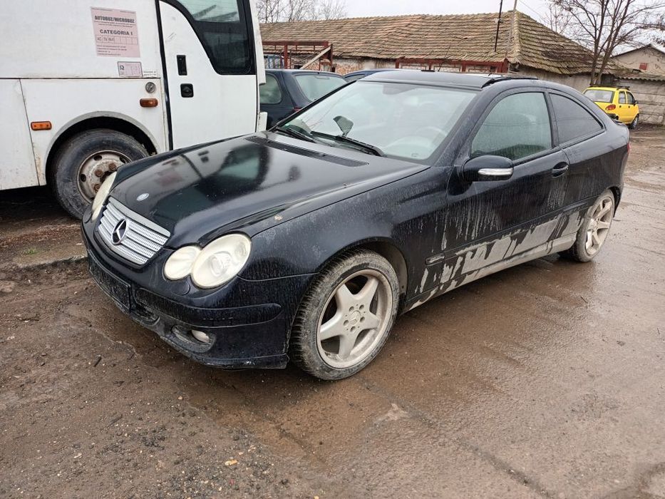 Dezmembrari  Mercedes-Benz C-CLASS (W203)  2000  > 2007 C 220 CDI (20