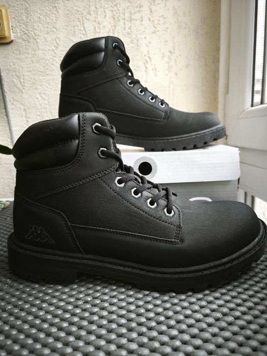 Продавам нови боти Kappa, 38 размер