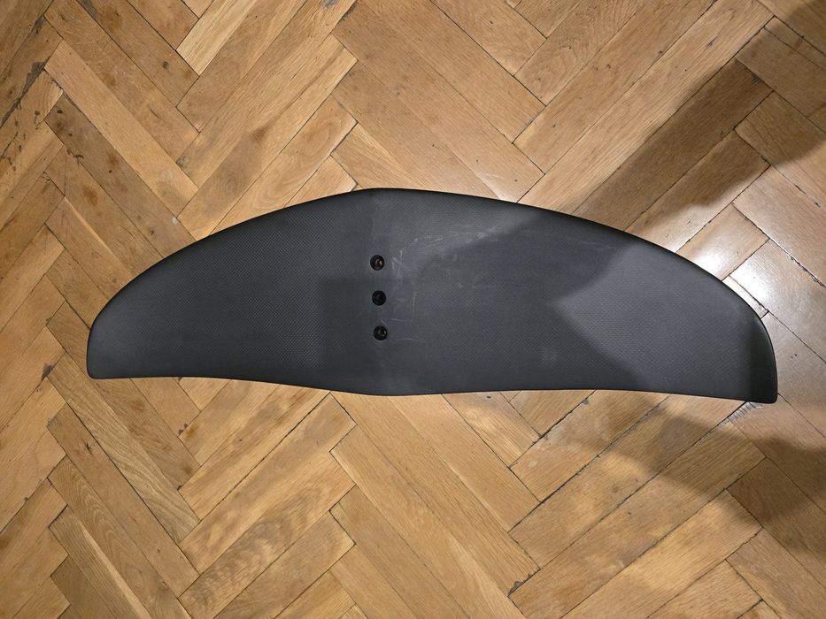 F4 foils мачти и крило