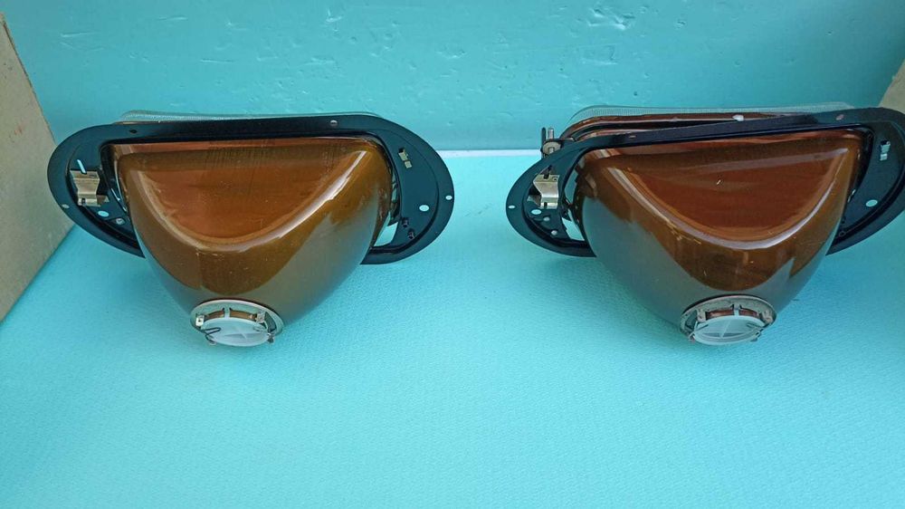 Vand Faruri Dacia 1300.Noi.Ellba.Licenta Cibie Franta.Fab.21.05.1978.