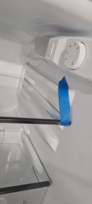 Чисто Нов хладилник с камера TECHNOLUX 84см тъмен инокс