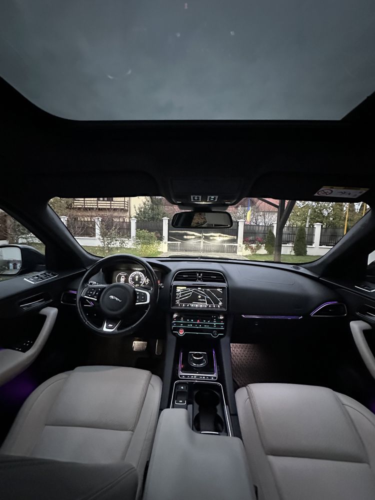 Jaguar F-pace model S‼️Schimb cu teren in Brasov - Sanpetru‼️