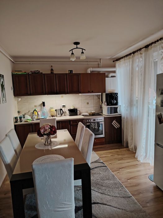 Apartament de vânzare.