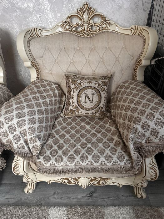 Диван и 2 кресла