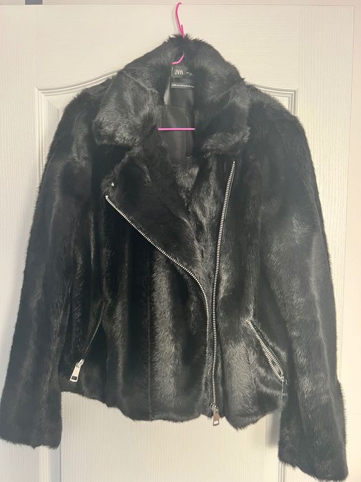 Уникално дамско палто Zara