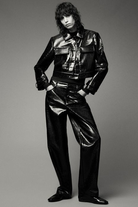 Кожен панталон Zara - имитация на крокодилска кожа