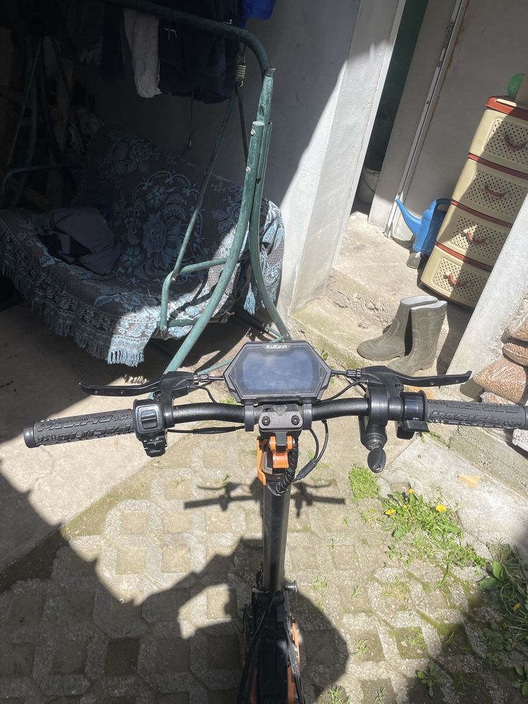 Електрическа троттинетка Kukirin G2 Max