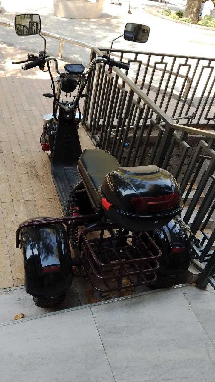 Трицикл сотилади