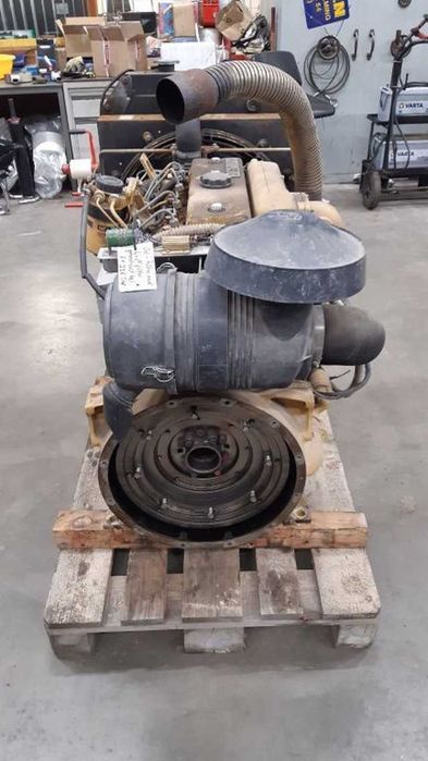 Motor Caterpillar 3054 second hand 80 kW at 2400 rpm - piese motor