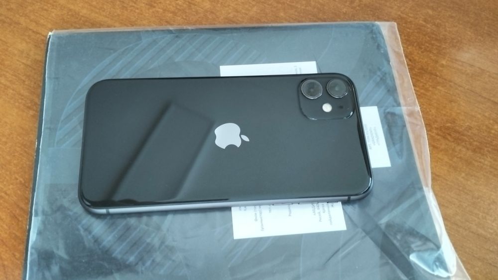 Продается айфон 11