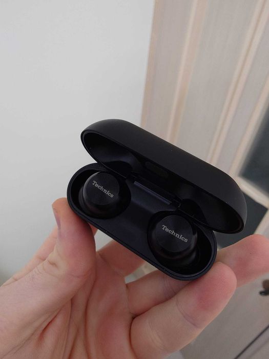 vand casti Technics AZ100