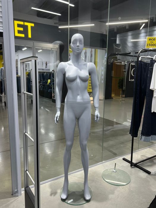 Манекен  женский