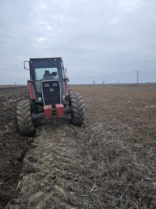 Vând tractor Massey Ferguson 2620