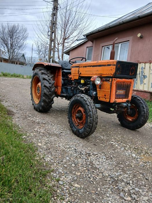 Tractor UTB 445 1990
