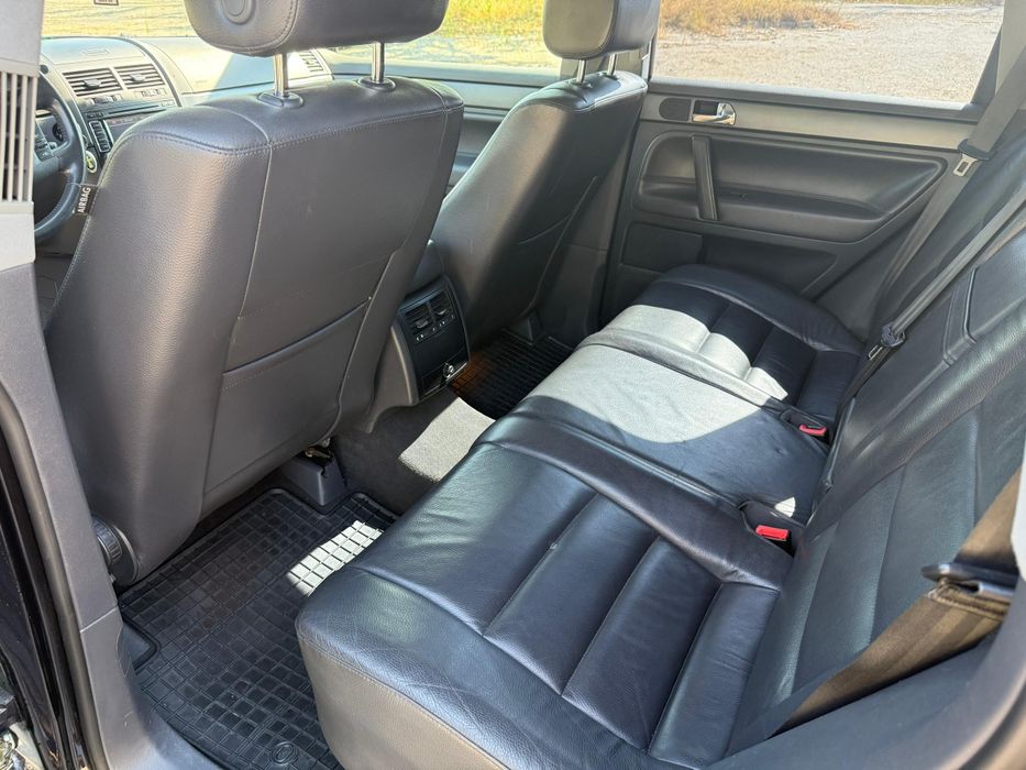 VW Touareg 3.0TDI  Manuala + Arcuri 4x4