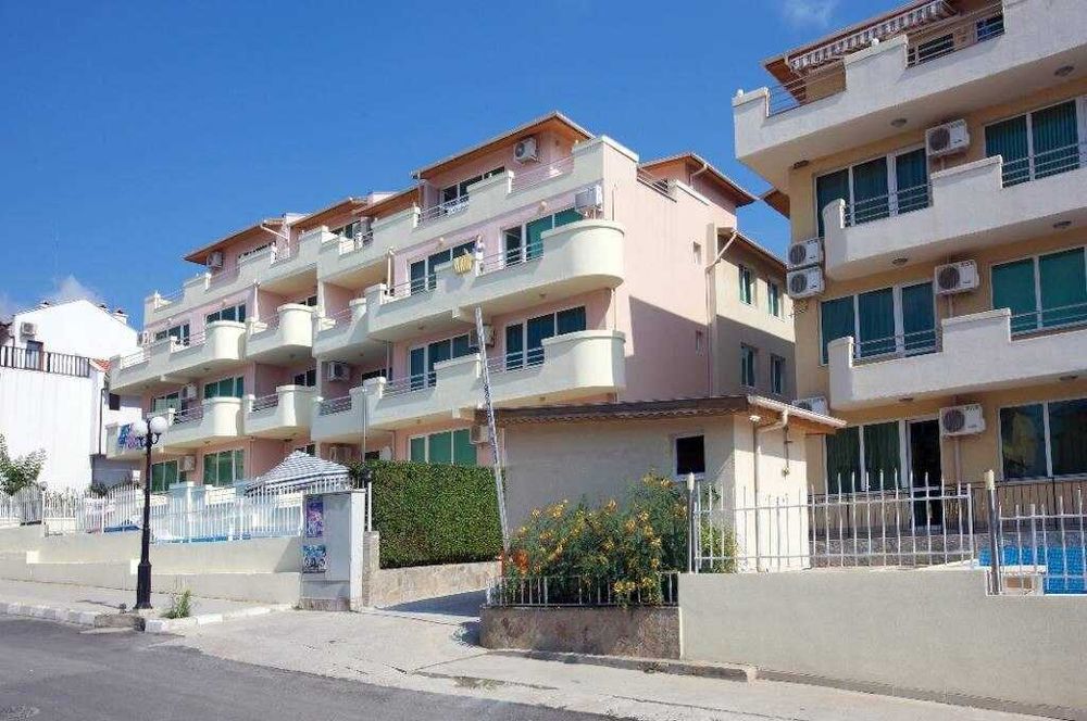 Продава се Тристаен апартамент в Свети Влас - 84 кв.м за 1131 €/кв.м - Снимка #12