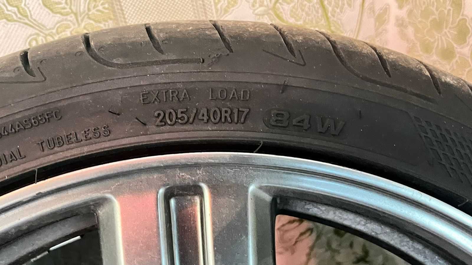 4 диска Torus с шинами GoodYear R17 205х40