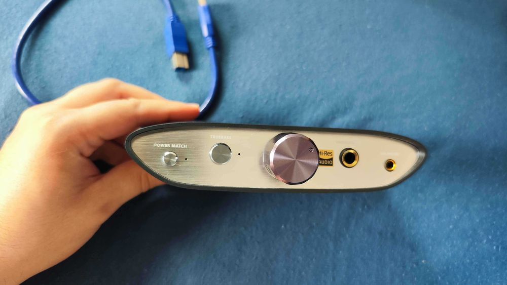 Vand Casti Sennheiser HD 660S si IFI ZEN DAC V2