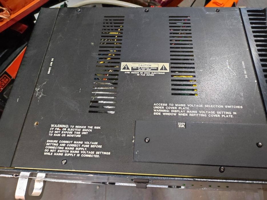 Sursă alimentare Soundcraft .