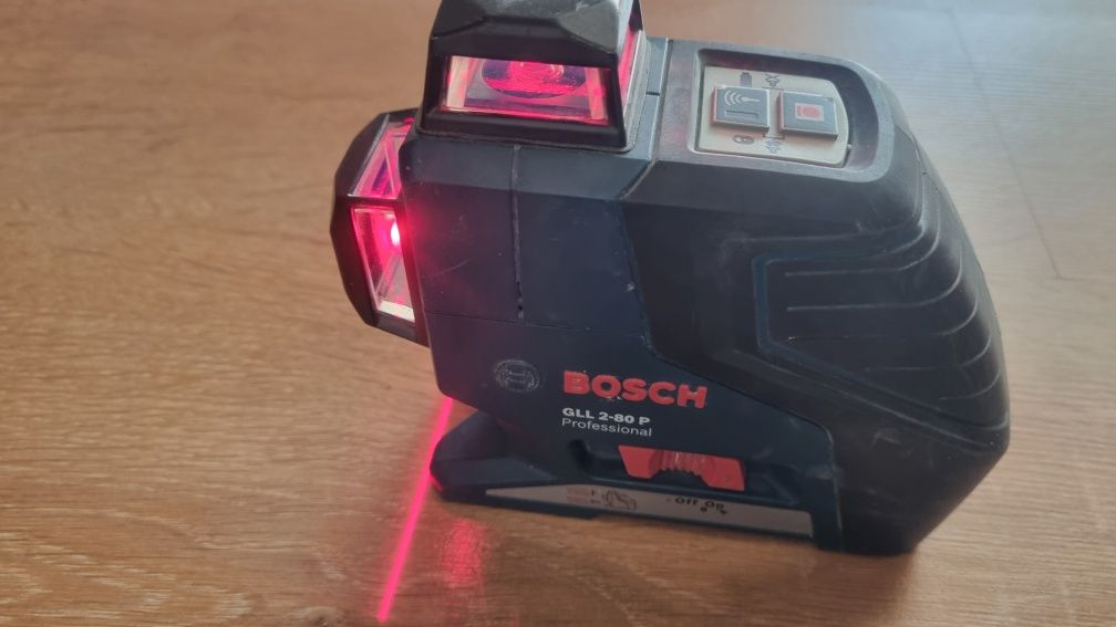 Лазерен нивелир Bosch gll2-80p