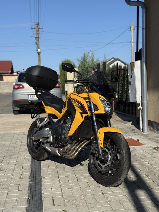 Honda CB 650 F ABS Import Germania top case Givi categoriaA2 17.000 km