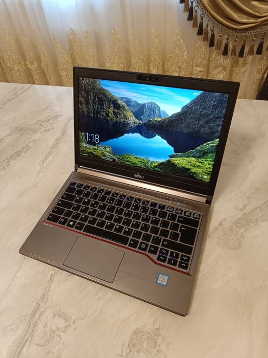 Fujitsu Lifebook E736