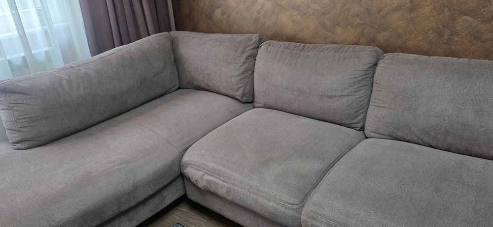 Colțar extensibil cu lada depizitare